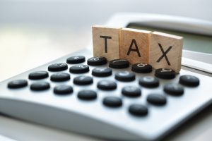 Finanzamt und Steuern